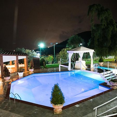 Hotel Diecimare Cava deʼ Tirreni Exterior foto